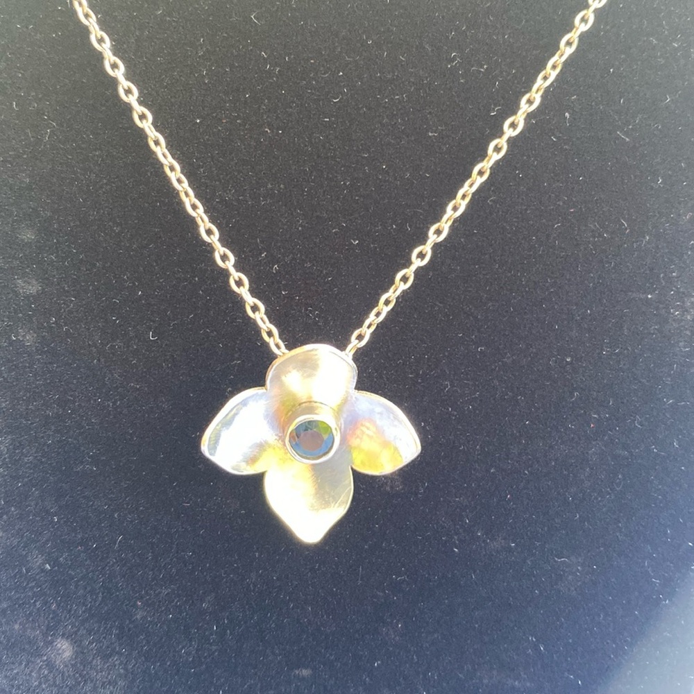 Sterling silver flower necklace